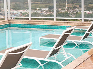 Swimming pool Hotel Promenade Fusion Itaguaí